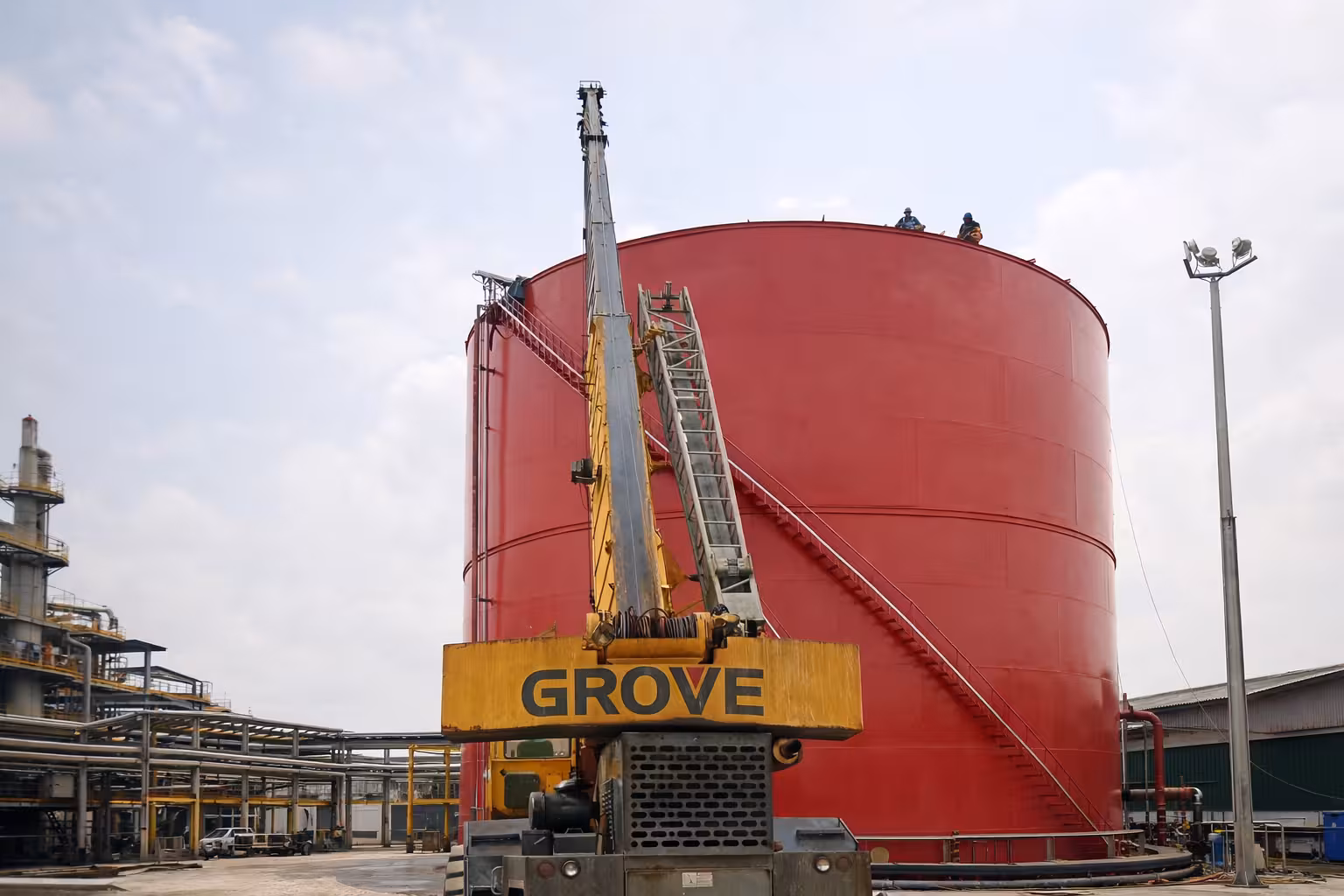 Water tank erection project